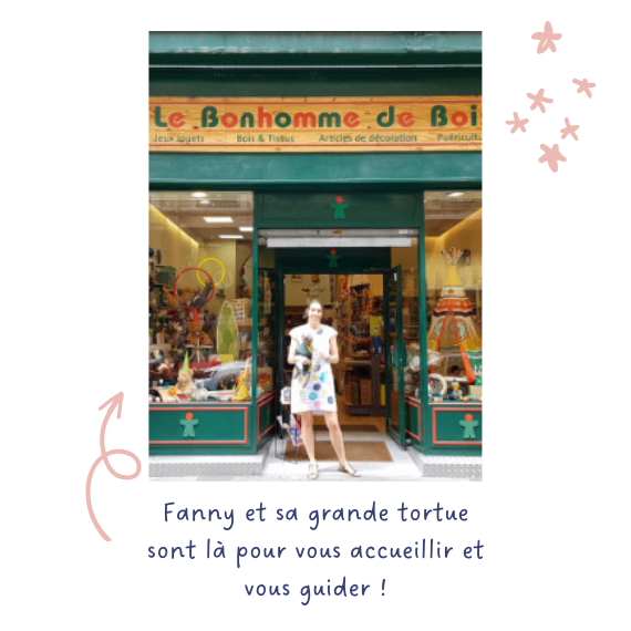 Fanny et sa grande tortue sont là pour vous accueillir et vous guider !
