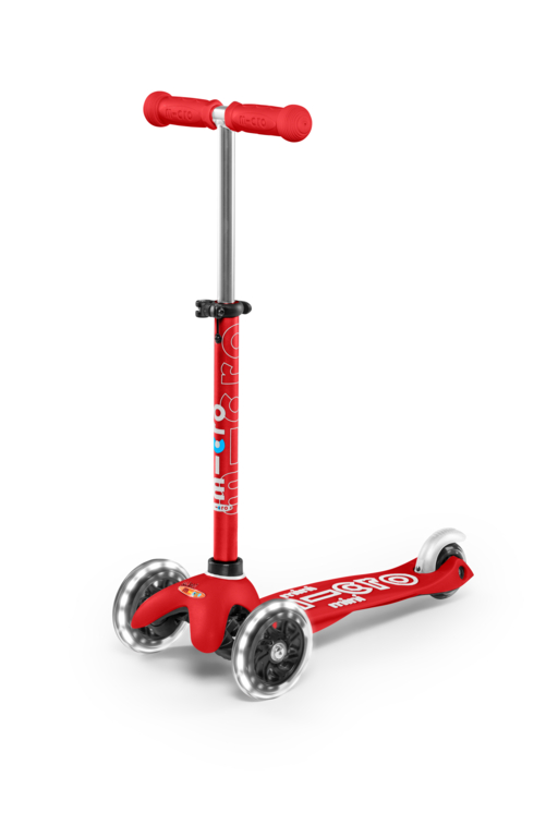 trottinette rouge à 3 roues Micro