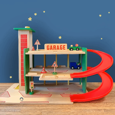 garage rouge en bois Moulin Roty