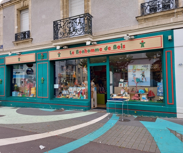 BONHOMME DE BOIS  ST NAZAIRE