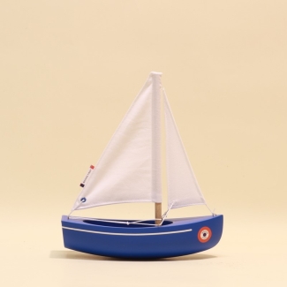 Bateau-jouet en bois bleu Sloop 21 cm