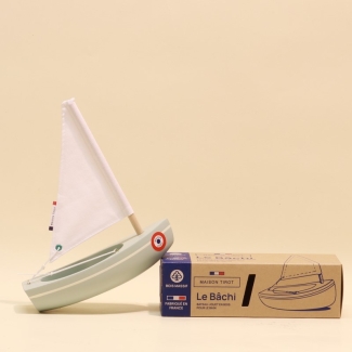 Bateau-jouet en bois Bachi vert d'eau 17 cm