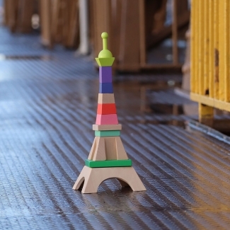 Tour eiffel empilable en bois