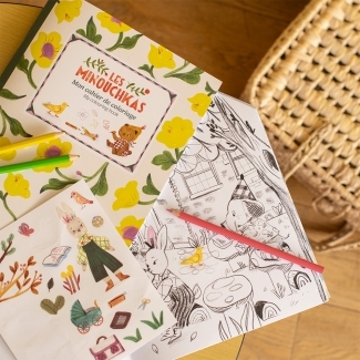 Cahier de coloriage 36 pages Les Minouchkas