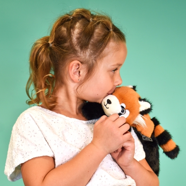 Peluche magntique Panda roux 30 cm