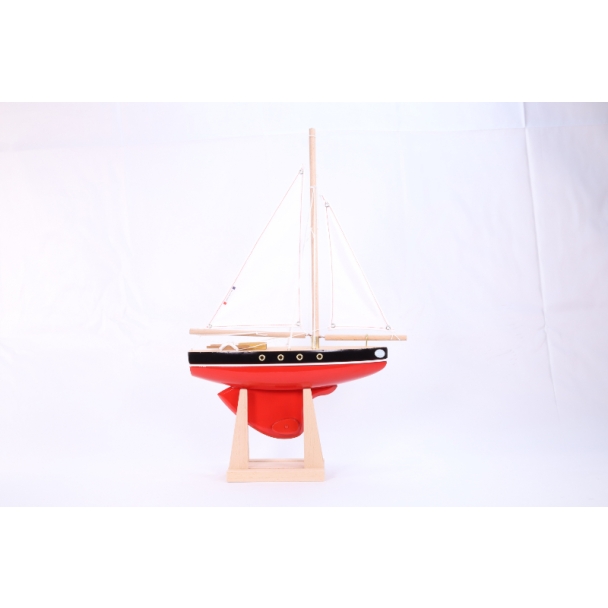 Voilier 502 en bois rouge 40 cm