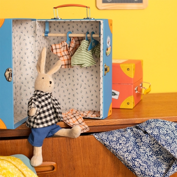 Valise La petite armoire Sylvain La Grande Famille